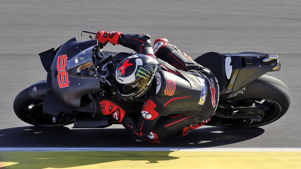 Lorenzo sobre Ducati: ‘Cuando probé la moto se me dibujó una sonrisa dentro del casco’